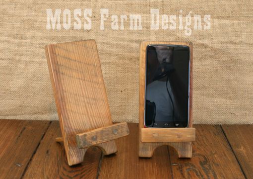 phone stands made out of wood with instructions