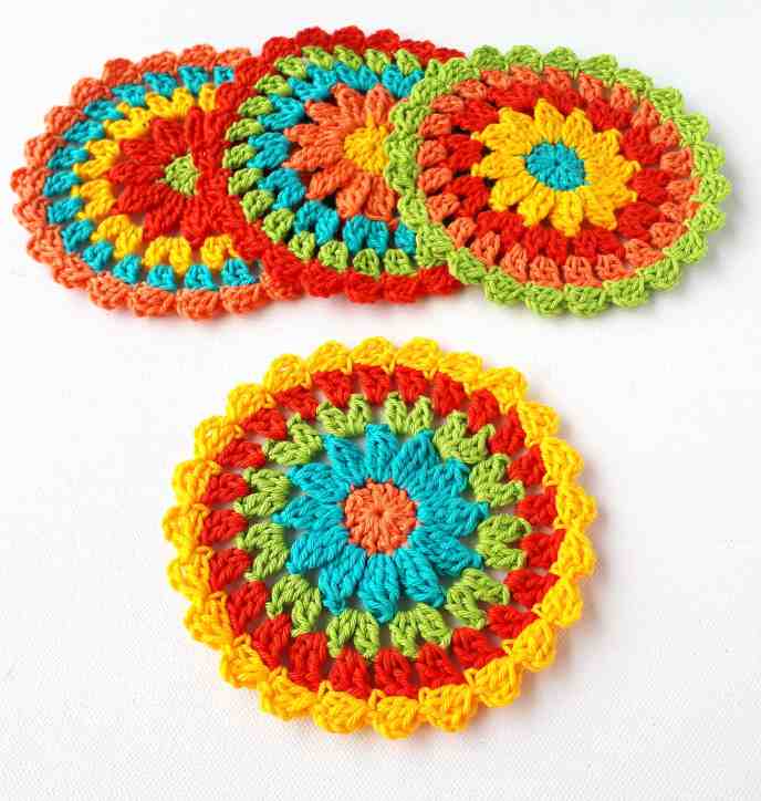 instructions for small crochet coaster